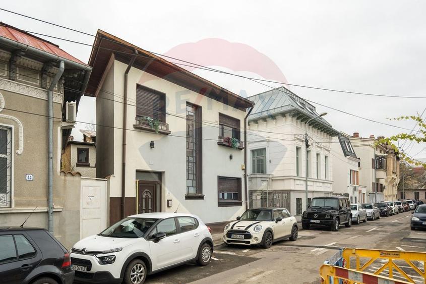 Apartament 2-3 camere in Vila intrare separata Zona Mircea Vulcanescu
