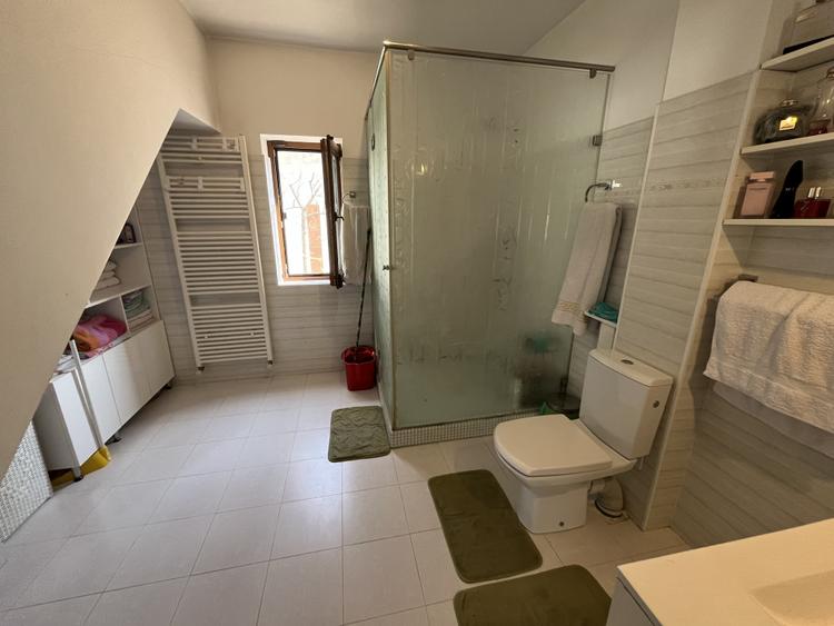 Exclusivitate! Vila P+M, 5 camere, mobilata utilata, Valu lui Traian!