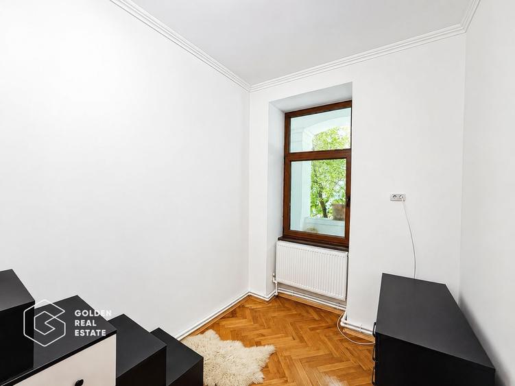 Apartament ultracentral, 2 camere, curte cu acces auto