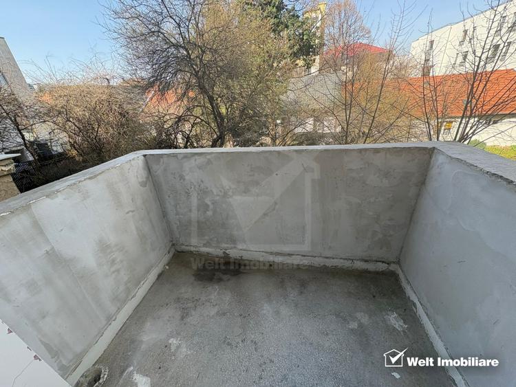 Apartament cu 3 camere, balcon cu priveliste catre gradina