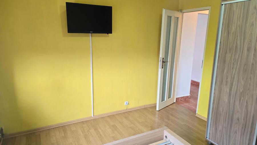 Vand apartament 2 camere decomandat in Deva, zona Pescarilor ( ITM), et 3