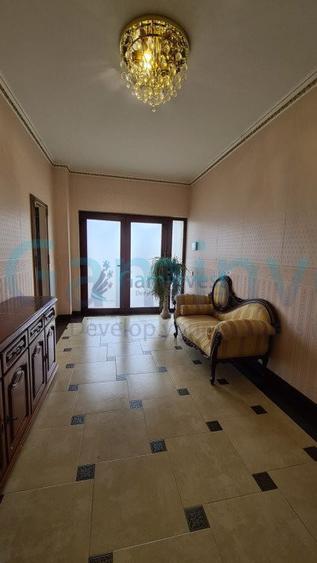Vila pe 3 nivele, de vanzare, Oradea, Bihor