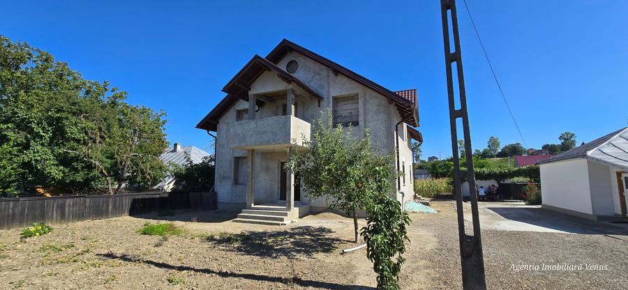 Casa de vanzare la Ipotesti!