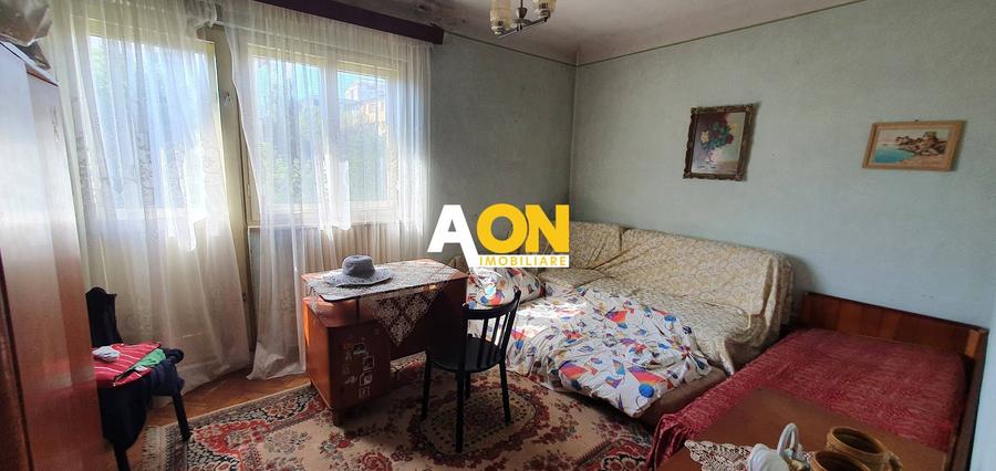 Casa cu 5 camere, 768 mp teren, Cetate
