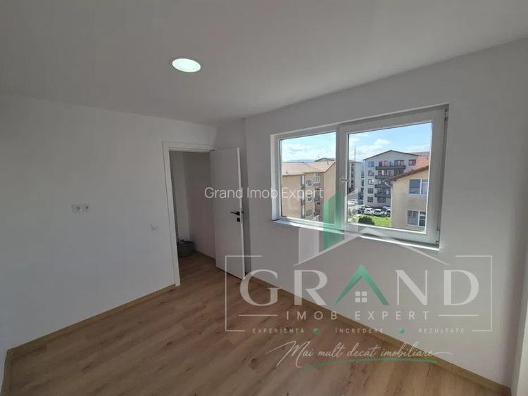 Apartament 3 camere, Florești