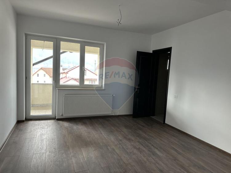 Spațiu comercial de 810 mp de închiriat