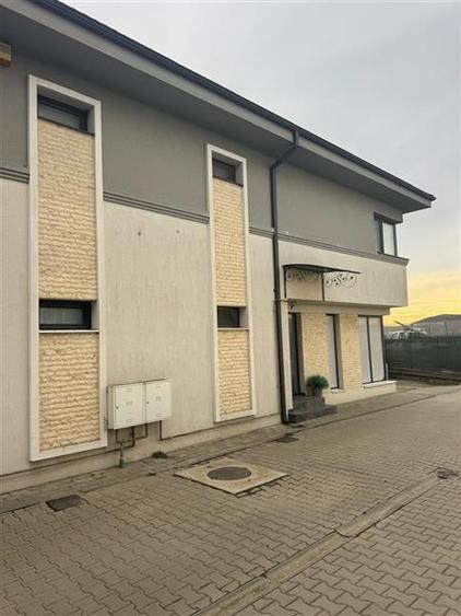 Casa Tip Duplex Parter + Etaj  ,120 mp utili + 273 mp teren!