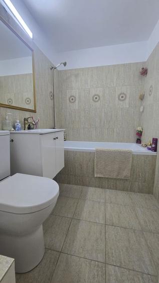 DRISTOR-3 camere, 2 bai, dec, amenajate, bloc 1985, 139.000euro