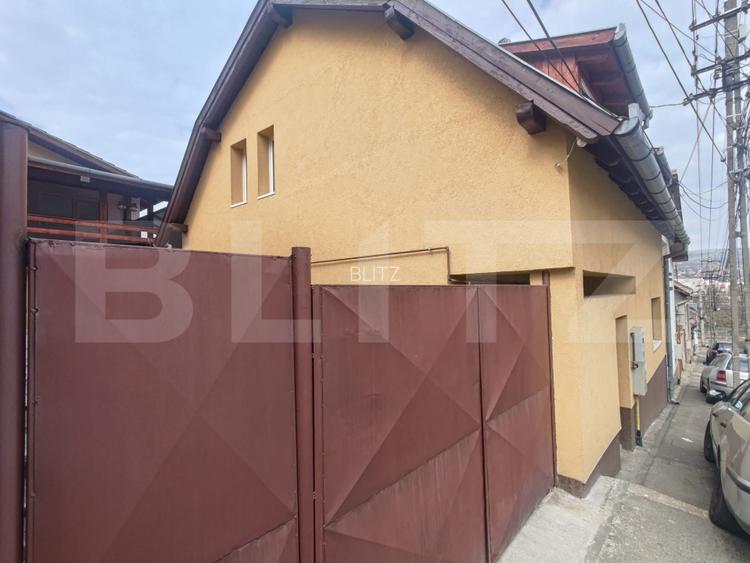 Casă finisata 220 mp, 2 corpuri de cladire , teren 261 mp, cart Gruia ! - 14