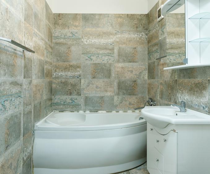 Casa 4 cam, 3 bai Ghencea Str Dantelei, 10 min Metrou Raul Doamnei