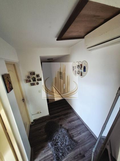 De vânzare apartament 3 camere 70mp