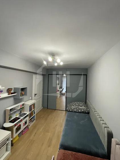 Apartament 3 camere, Frunzisului