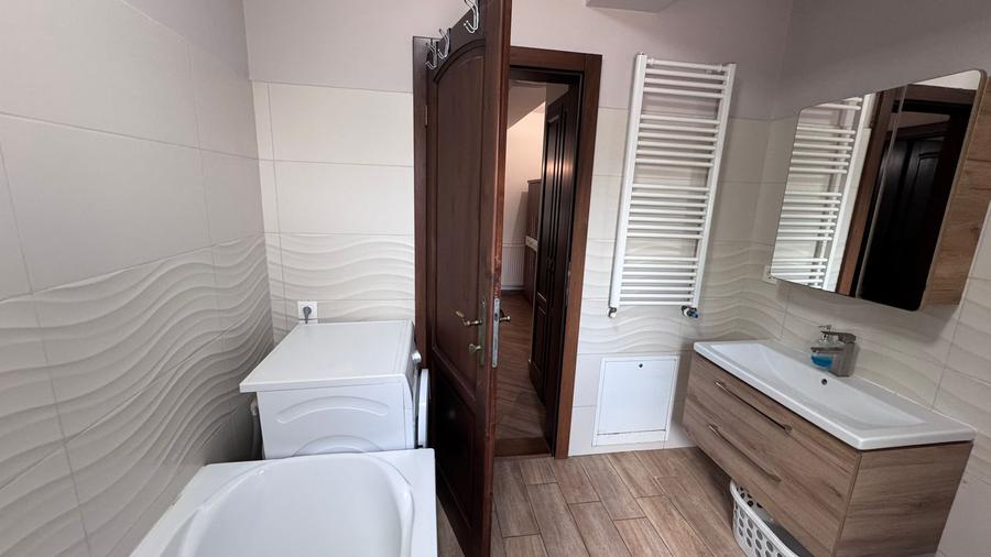 Apartament 3 camere de închiriat central, strada T. Vladimirescu-AP1519
