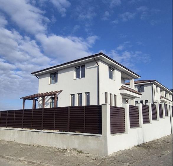 Casă individuală modernă, 120 mp utili, teren 400 mp, Dezmir - central