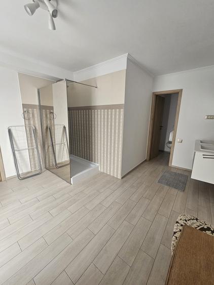 Apartament 3 camere Bdul Cetatii - etaj 1 bloc nou !!