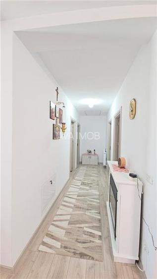 Casa 3 dormitoare, 2 bai, Moderna, zona Magura-Farbe - 29