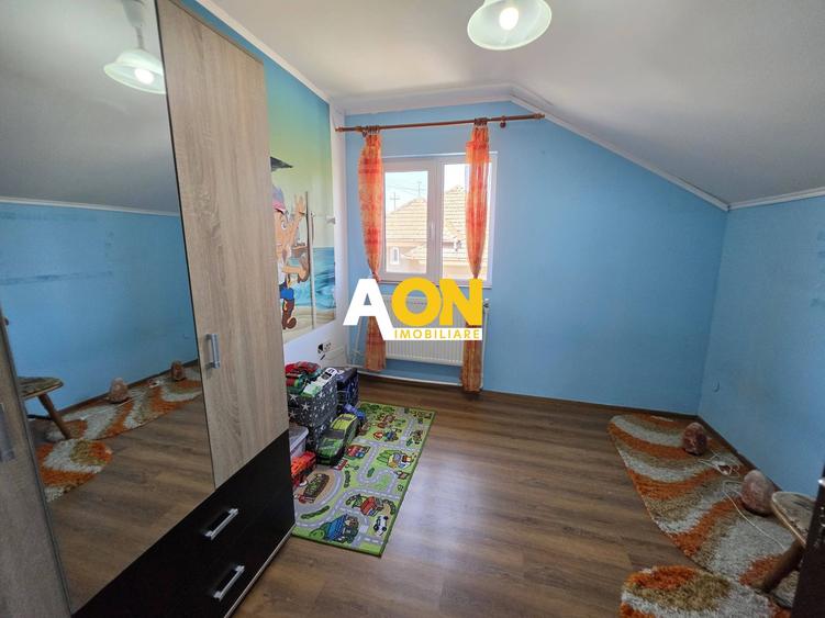 Casa 4 camere + anexe, 636 mp teren, la asfalt, Vințu de Jos