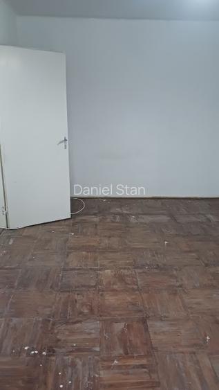 Proprietar vând apartament  - 11
