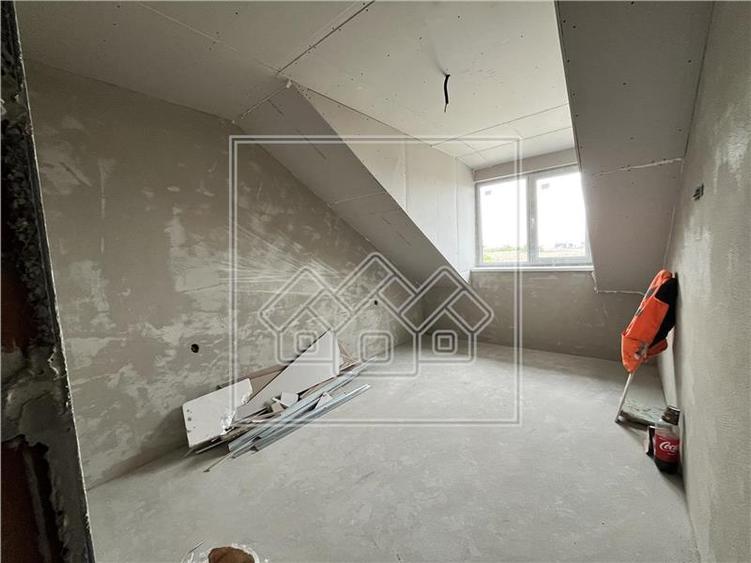Ap 3 camere, 2 bai, loc de parcare - nou - Turnisor