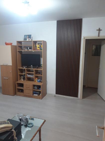 NOU PE PIATA! Apartament 2 camere in zona McDONALDS la etajul 2/4