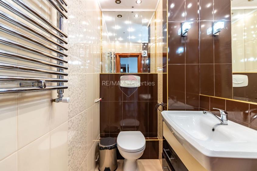 Apartament  3 camere, spatios în zona P-ta Sfanta Vineri/Centru Vechi - 10
