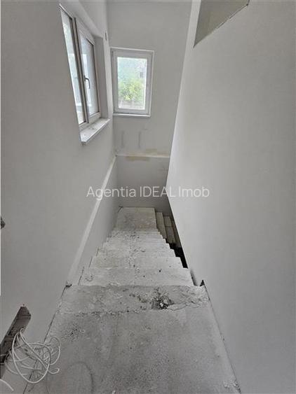 Apartament 4 Camere  + Demisol Cartier REZIDENTIAL - 9