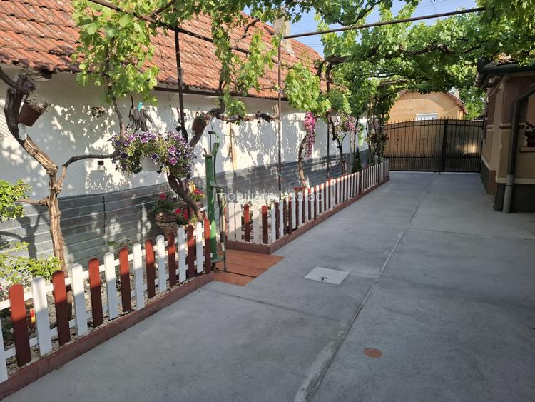 Casa 3 camere in Nadlac renovata recent - 13