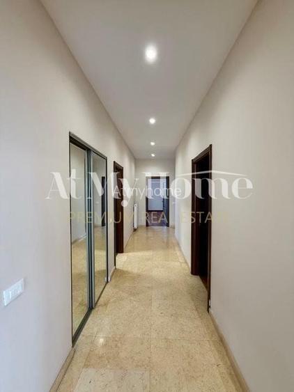 Apartament spatios si luminos cu 4 camere, vedere directa lac, 2 parcari, boxa - 10
