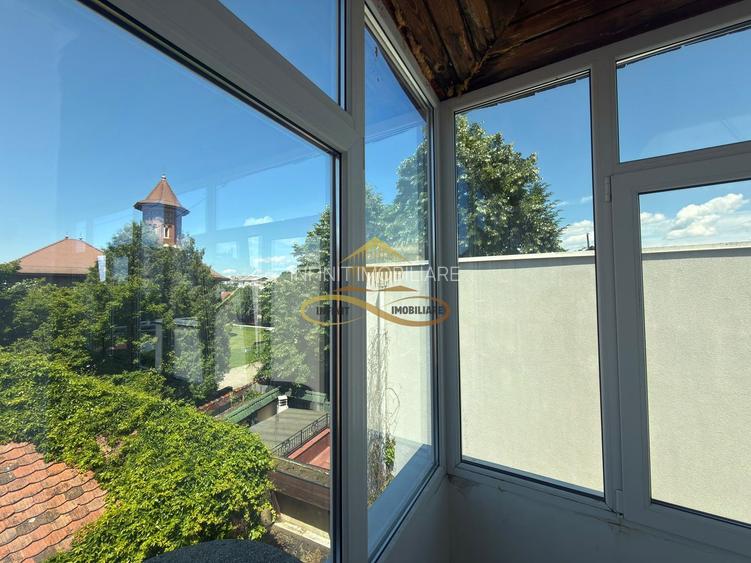 Apartament 3 camere DECOMANDAT + GARAJ opțional, Str. Cremenea - 11