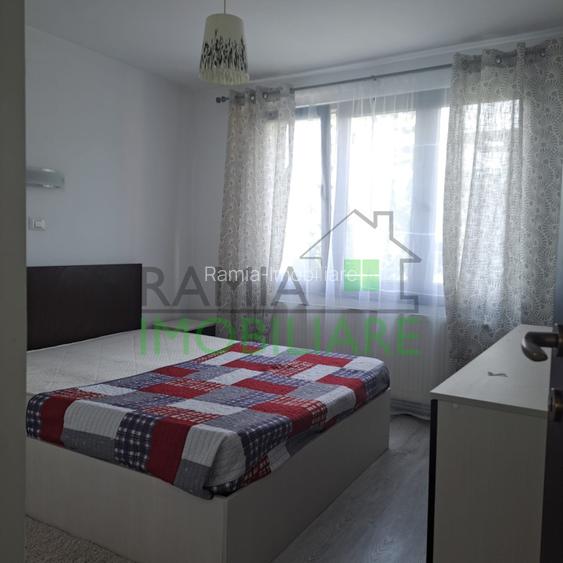 Apartament 2 camere Tractorul decomandat, renovat - 4