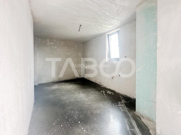 De vanzare duplex 200 mp utili si teren liber 180 mp Floresti - 8