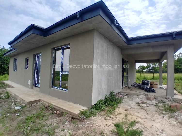 Casa cu 4 camere, Vorovesti, gata de predare - 2
