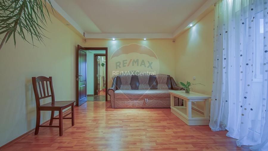 Apartament cu 2 camere de închiriat în zona Uzina 2 - 4