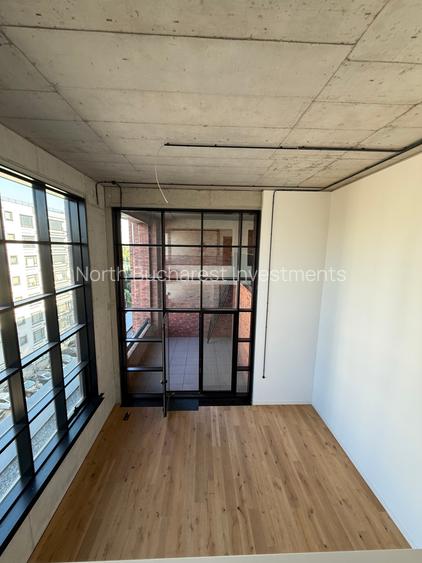APARTAMENT 4 CAMERE + TERASA 25MP - COMISION 0% - 12