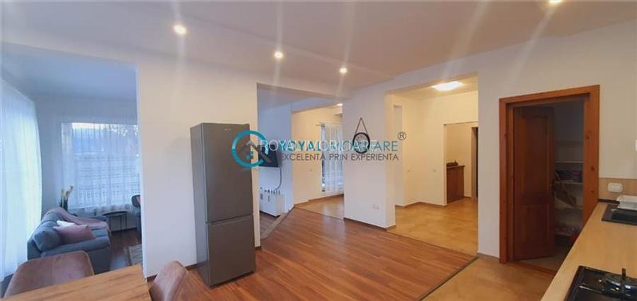 Royal Imobiliare - Vanzare vila in zona Busteni - 32