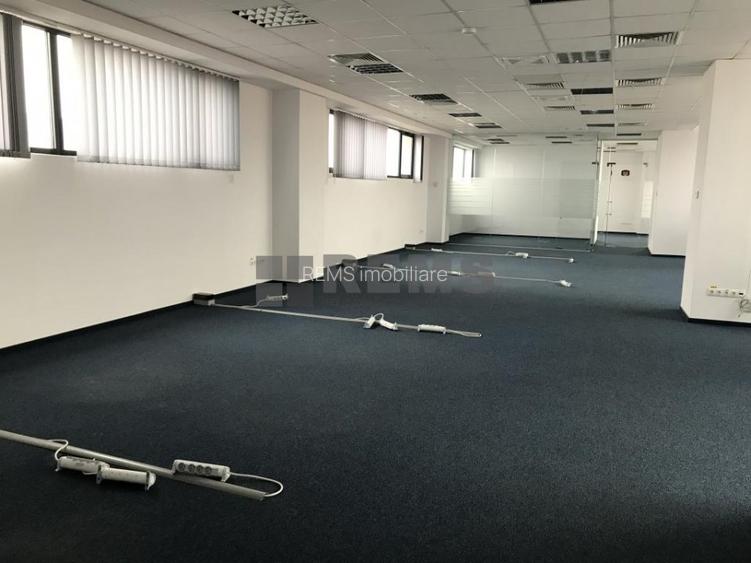 COMISION 0 / Cladire de birouri clasa A / Birou ultrafinisat  - 2