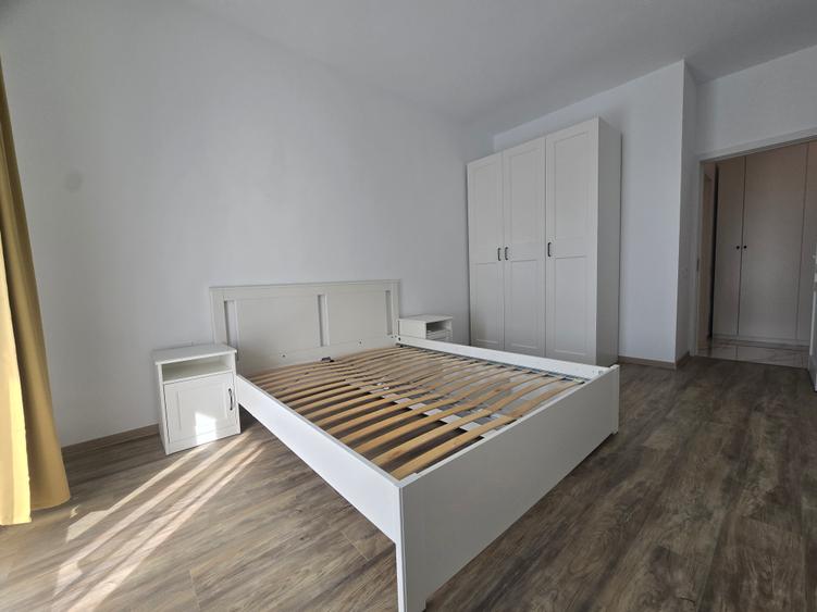 Ap. 2 camere decomandat | Balcon 16,5 mp | Parcare | Bloc nou 2026 | Etalon