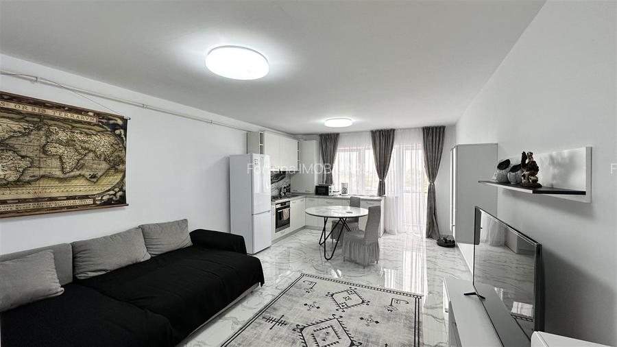 Garsoniera mobilata + parcare 300 euro - 2