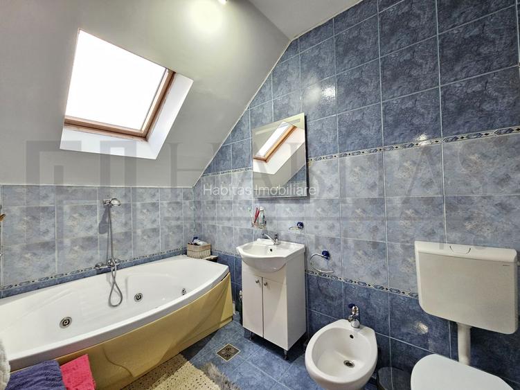 Casa cu 8 camere, dispusa pe doua nivele, Parcul Central - 20