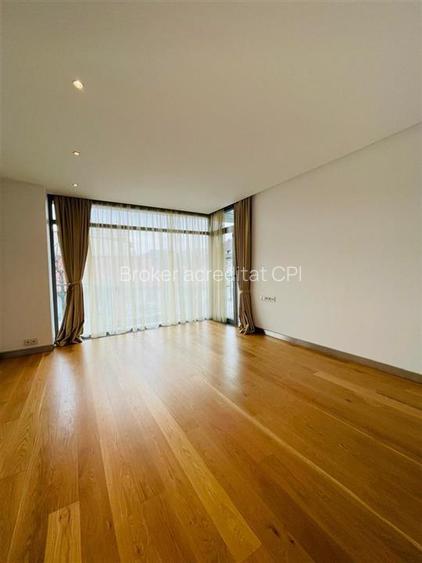 INCHIRIERE APARTAMENT 4 CAMERE DOUA LOCURI PARCARE ZONA KISELEFF SECTOR 1 - 9