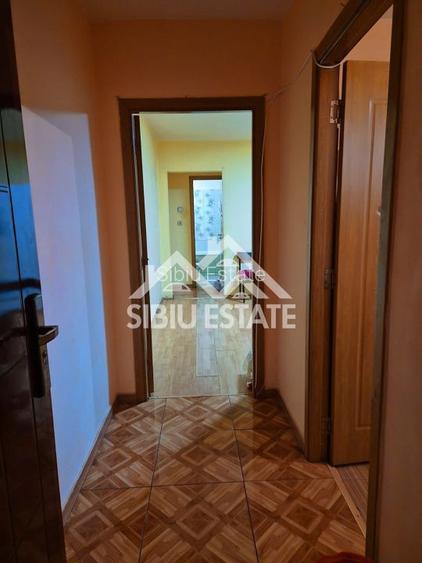 Apartament de vanzare semidecomandat cu 2 camere- Sibiu - 3