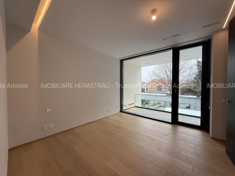 Vilă contemporană premium cu piscină, 500mp construiți, garaj 2 masini - 25