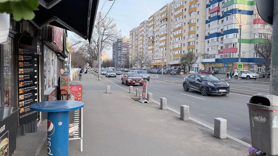 Spațiu comercial stradal de închiriat – Vad excelent, 50 mp + terasă 61 mp(opt)- - 5