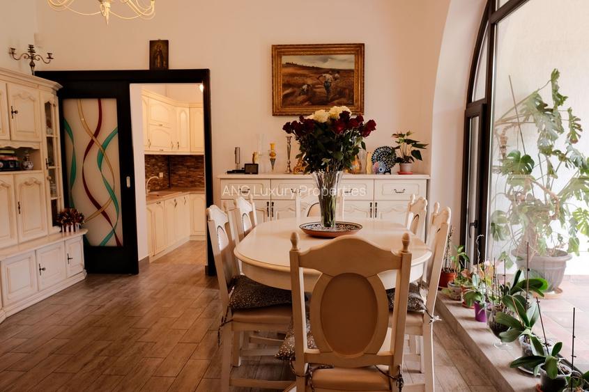 Refugiu toscan la marginea pădurii din Corbeanca, piscină și teren generos - 7