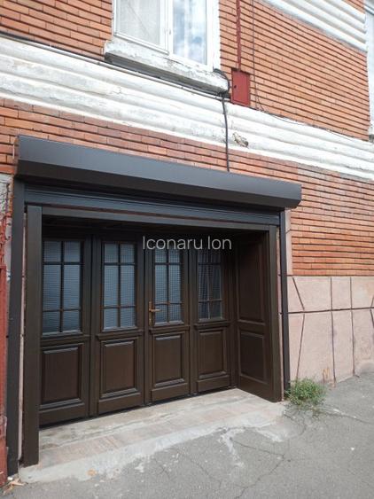 Casa mare si curte in centrul Craiovei - 2