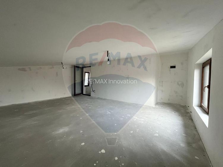 Investitie/Vanzare-  Vilă cu 5 camere la 45 minute de Bucuresti - 26