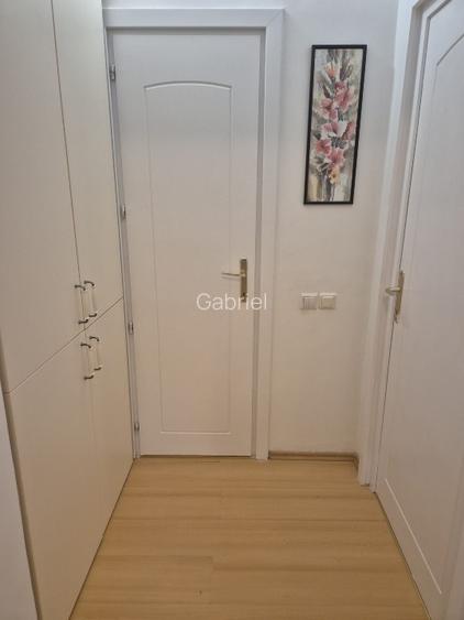 Închiriez apartament 3 camere  - 11