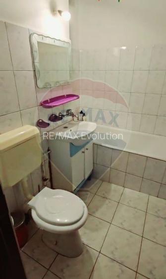 GARSONIERA  de vanzare- decomandata Lic. Informatica  - Brasov! - 10