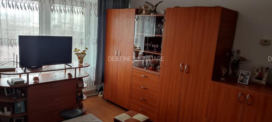 Apartament cu 1 camera ,decomandat , mobilat si renovat recent - 7