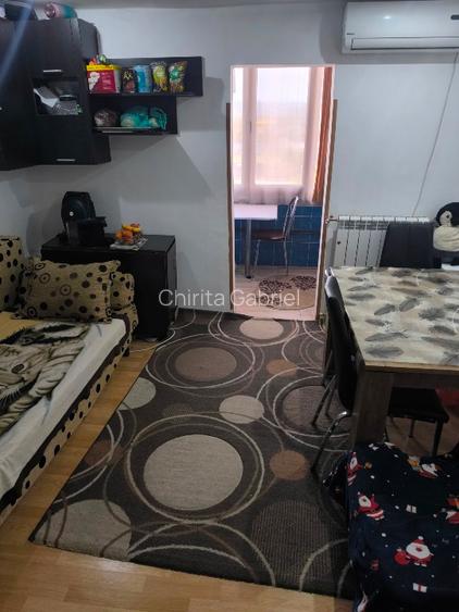 Se vinde apartament 2 camere transformat în 3 - 7